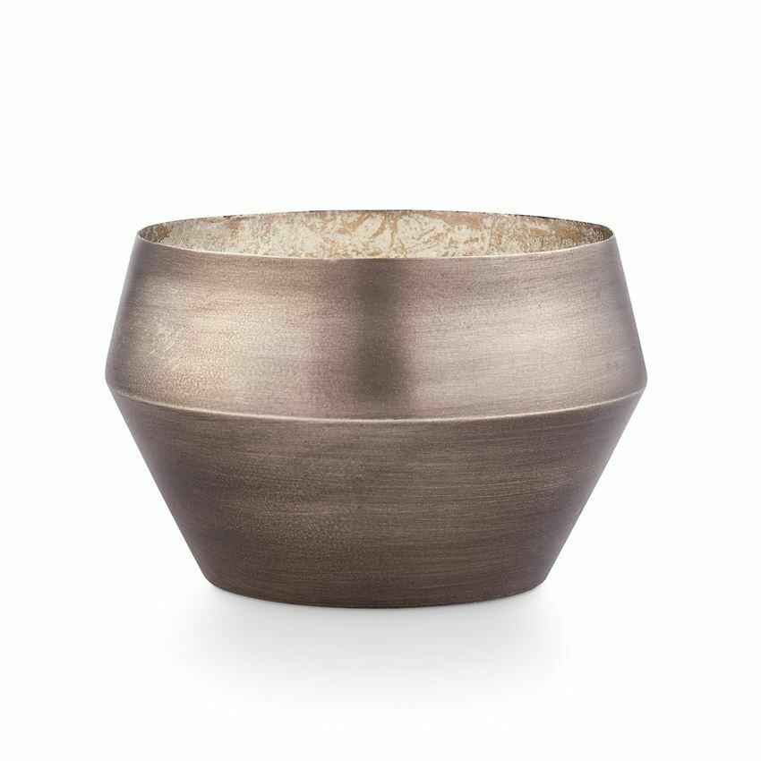 ILLUME BRUSHED METAL CANDLE: TONKA NOIR ILLUME BRUSHED METAL CANDLE: TONKA NOIR