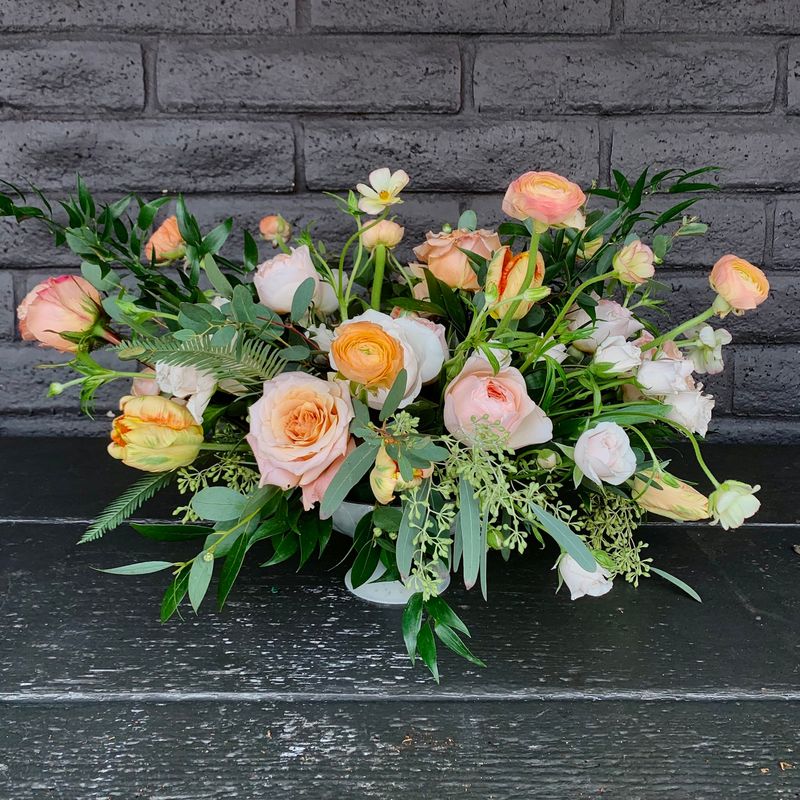 COMPOTE CENTERPIECE