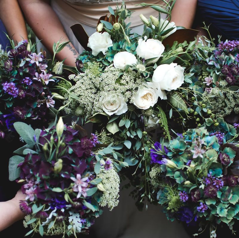 ATTENDANT BOUQUET: SEASONAL