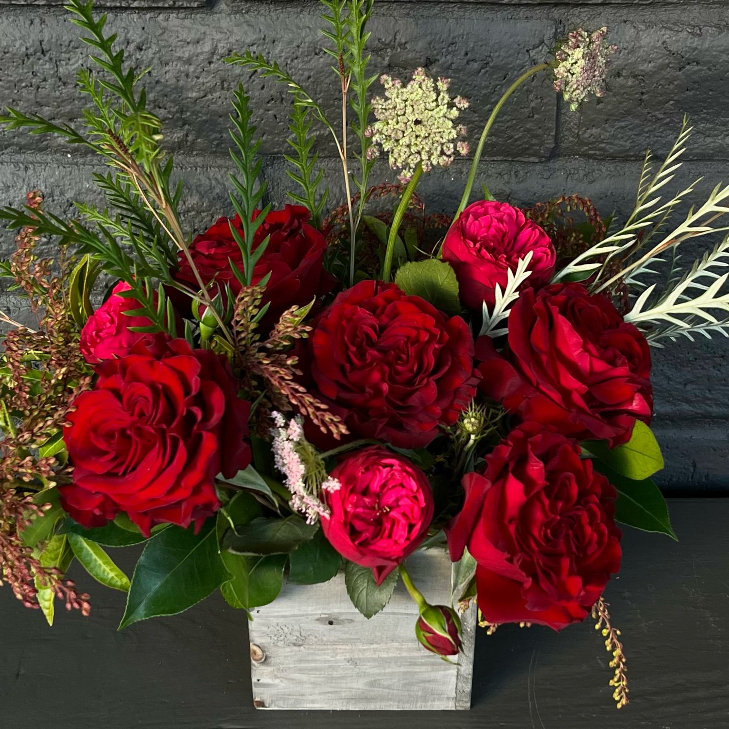 WOODSY RED ROSES