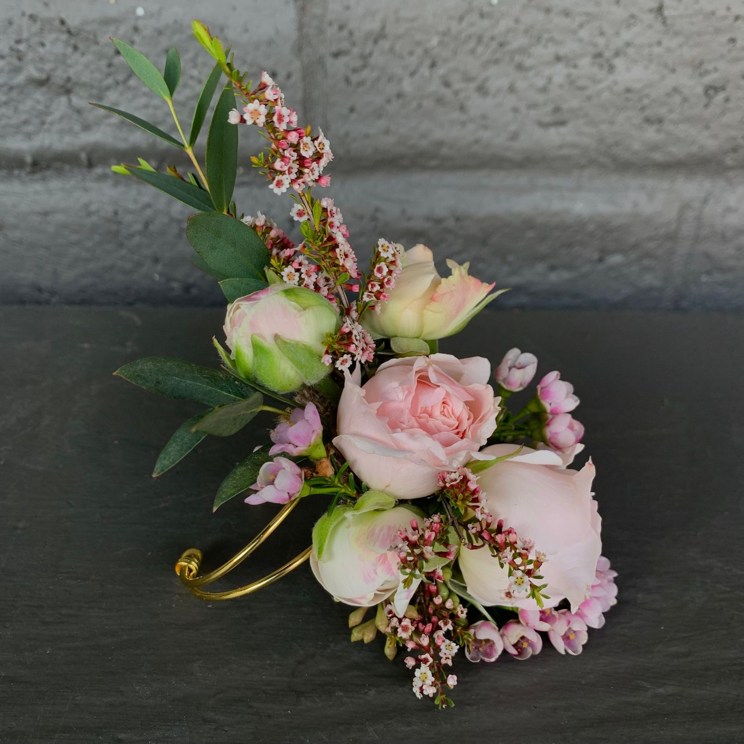 MAY 16 BRACELET WRIST CORSAGE