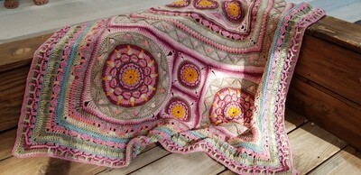 MoYa Feliz Crochet Kit