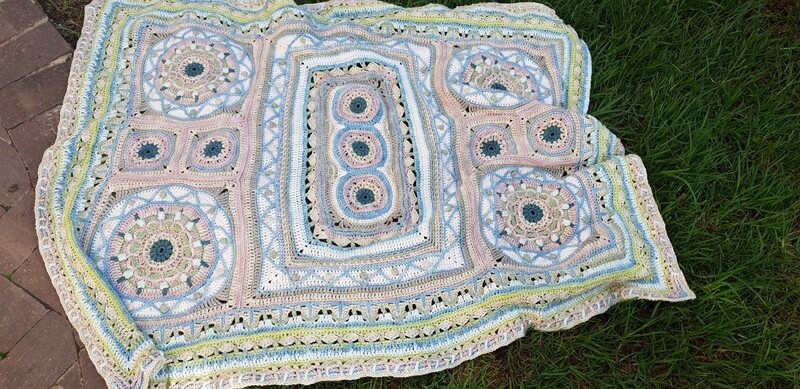 MoYa Feliz Crochet Pattern