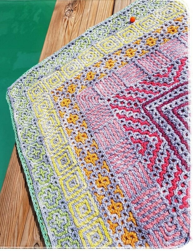 Hilda Steyn&#39;s  Rainbow in the Round Crochet Kit