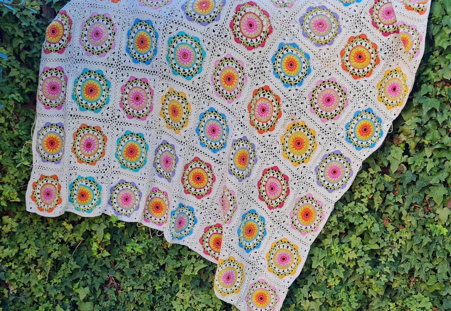The Dahlia Crochet Kit