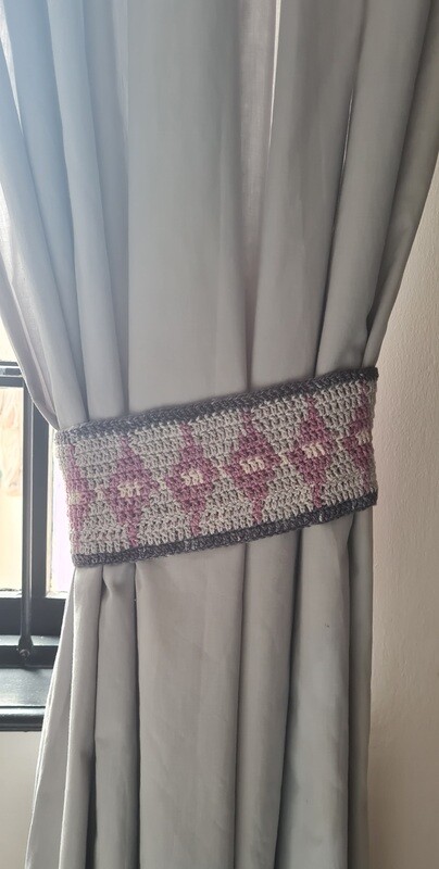 Moroccan Tiles Tiebacks Crochet Kit