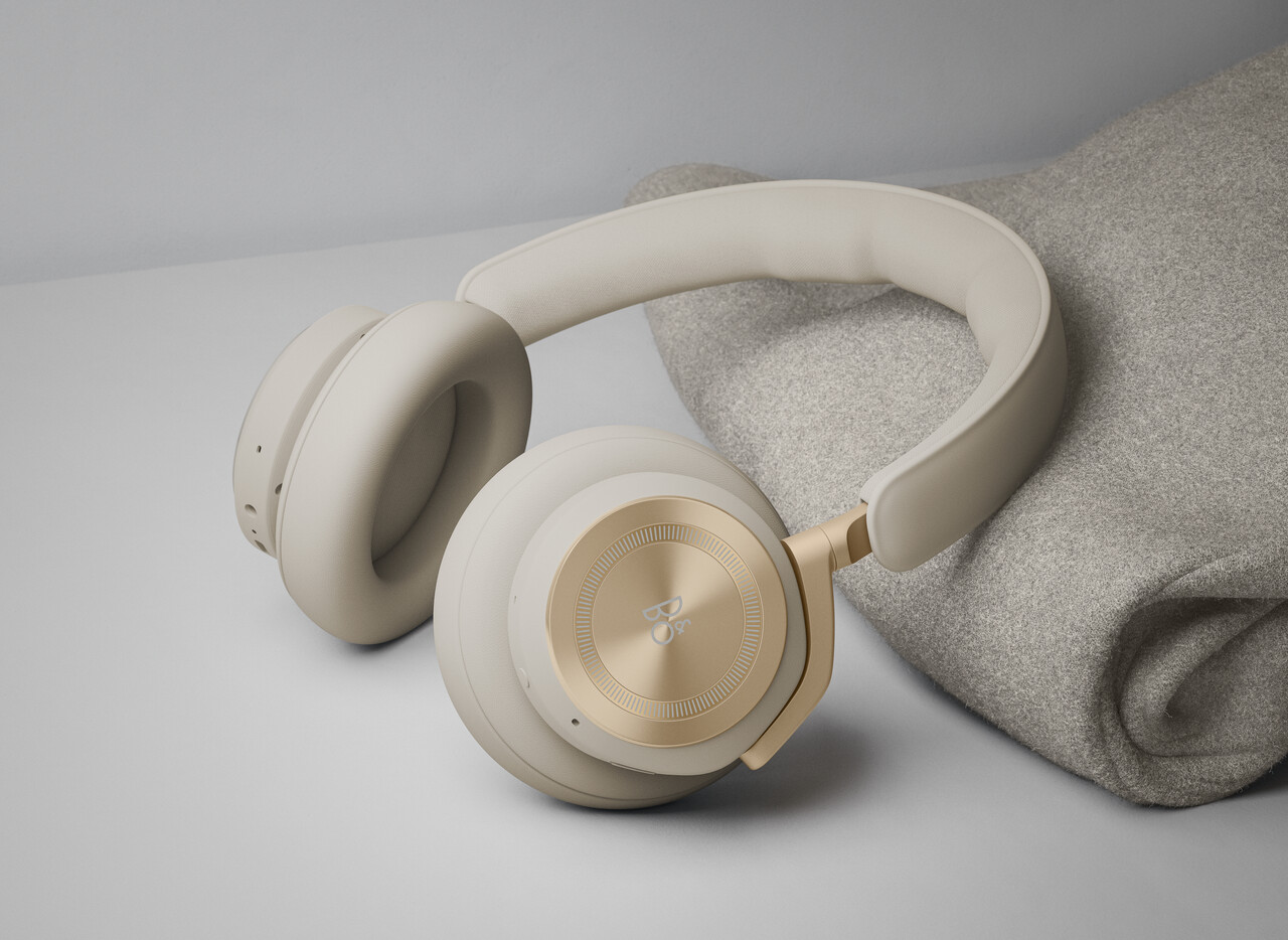 Beoplay HX - Gold Tone