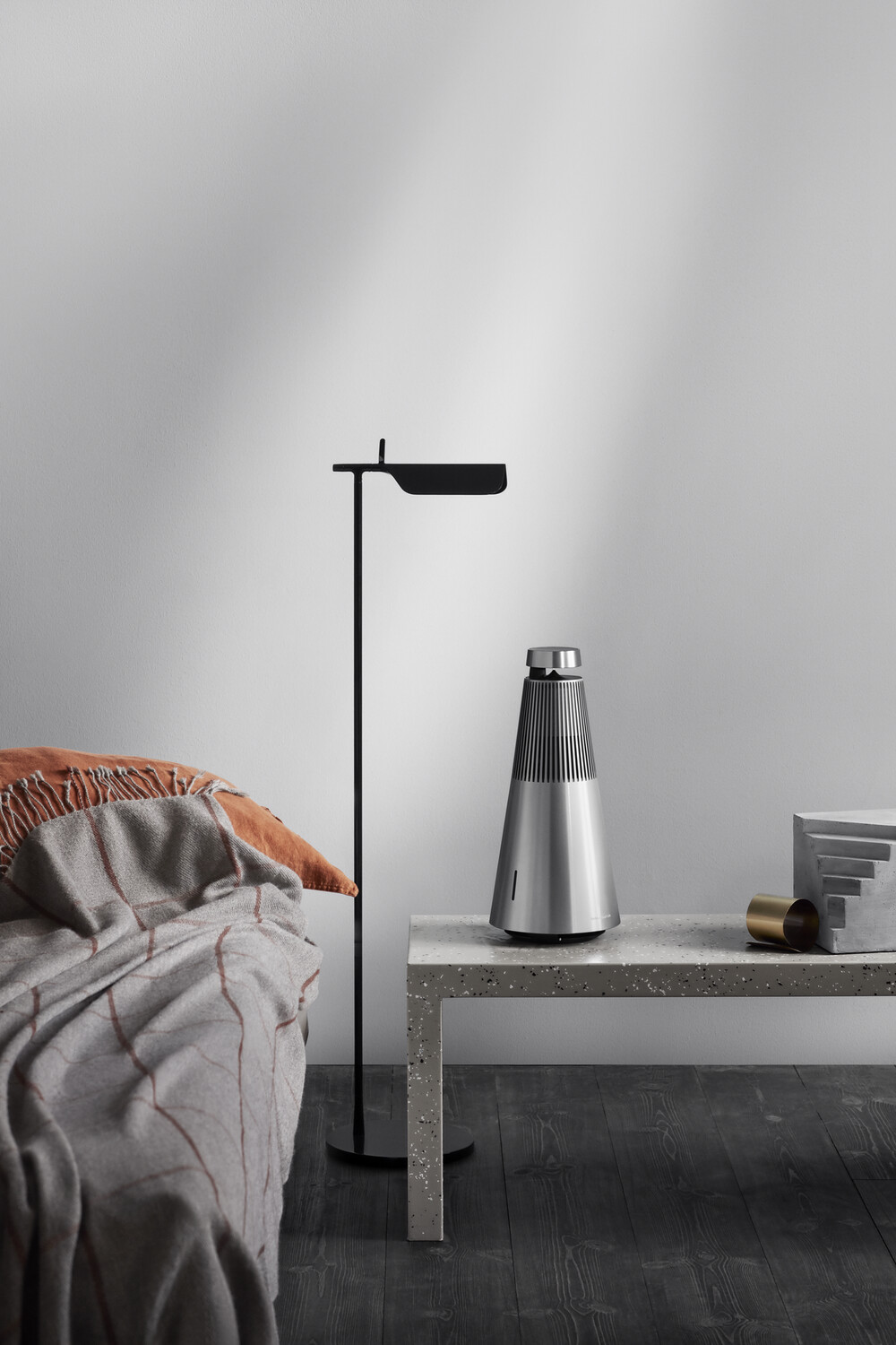 Beosound 2 3rd Generation - Natural Aluminium | B&O Zürich