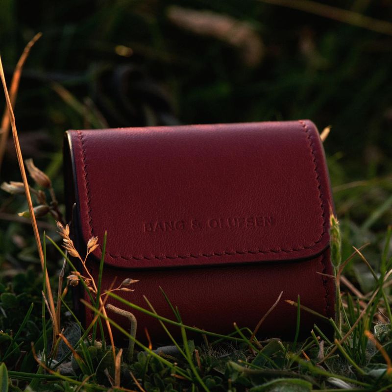 Beo Grace Etui - Cranberry Red