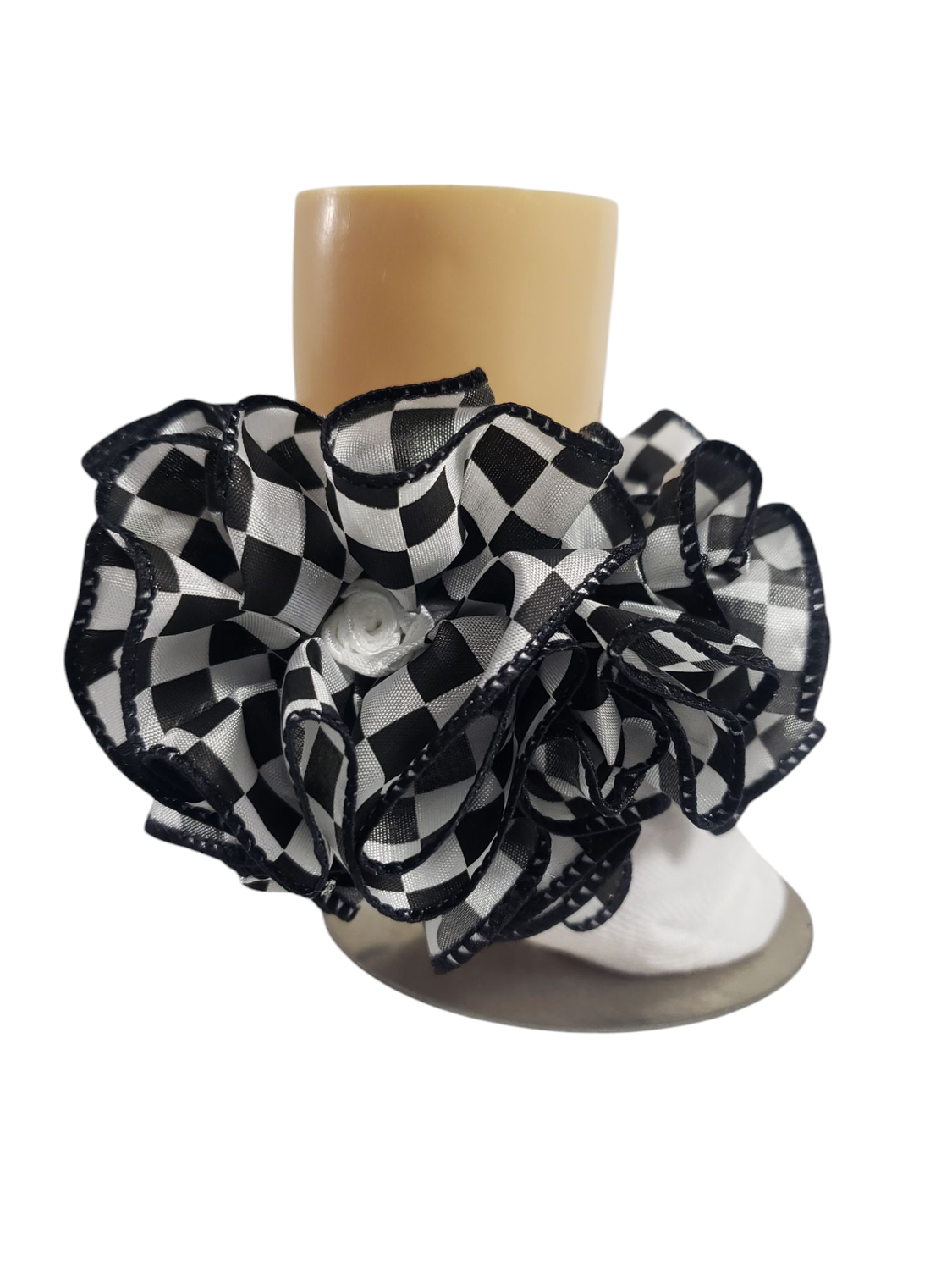 Girls&#39; Checkered Ruffle Socks – Chic, Trendy &amp; Adorable!