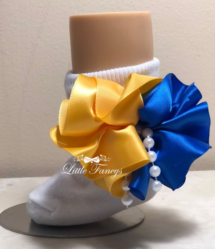 Angle Ruffle Socks with Pearls