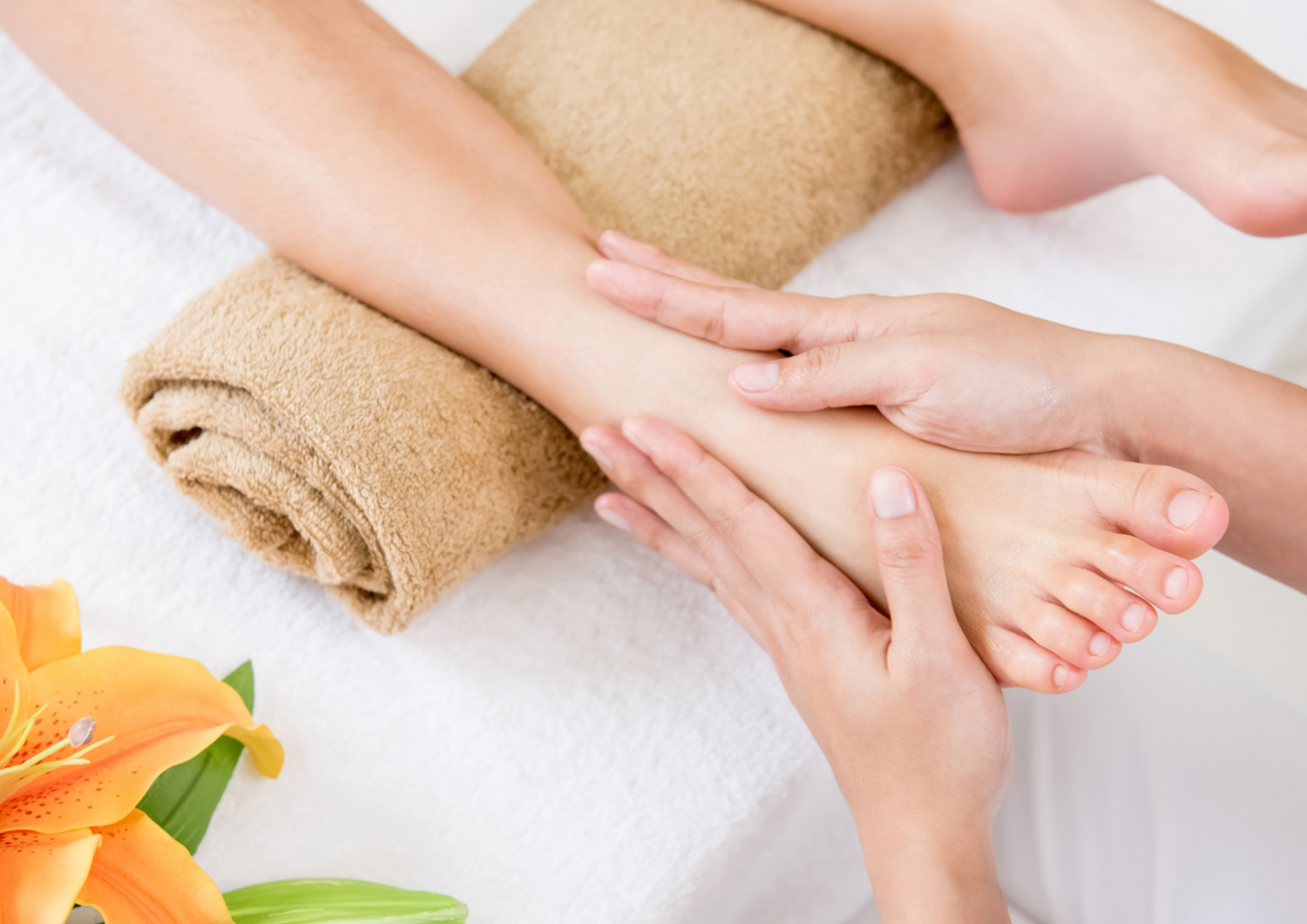 Deluxe Half Day Spa Retreat with 1 x 2 hour Tranquil Voyage or Total Massage Journey Treatment
