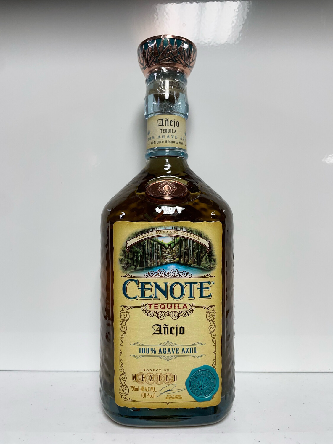 Cenote Añejo 750ml
