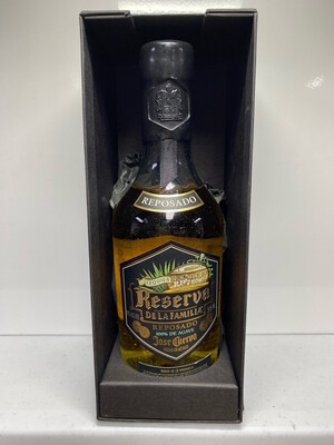 Jose Cuervo reserva de la Familia Reposado 375mL