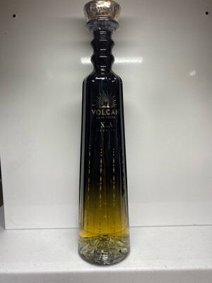 Volcán XA Tequila Reposado 750mL 