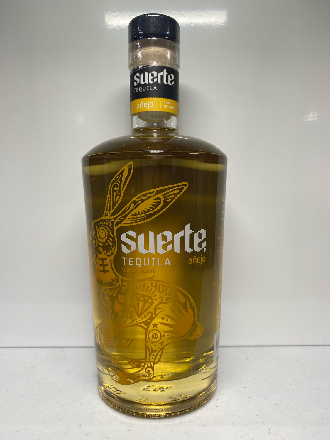 Suerte Tequila Añejo 750mL