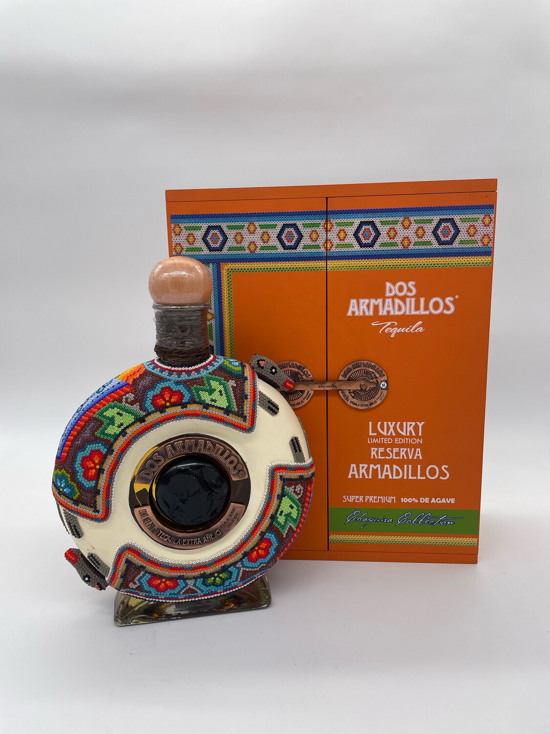 Dos Armadillos 750ml Extra añejo (arte huichol)
