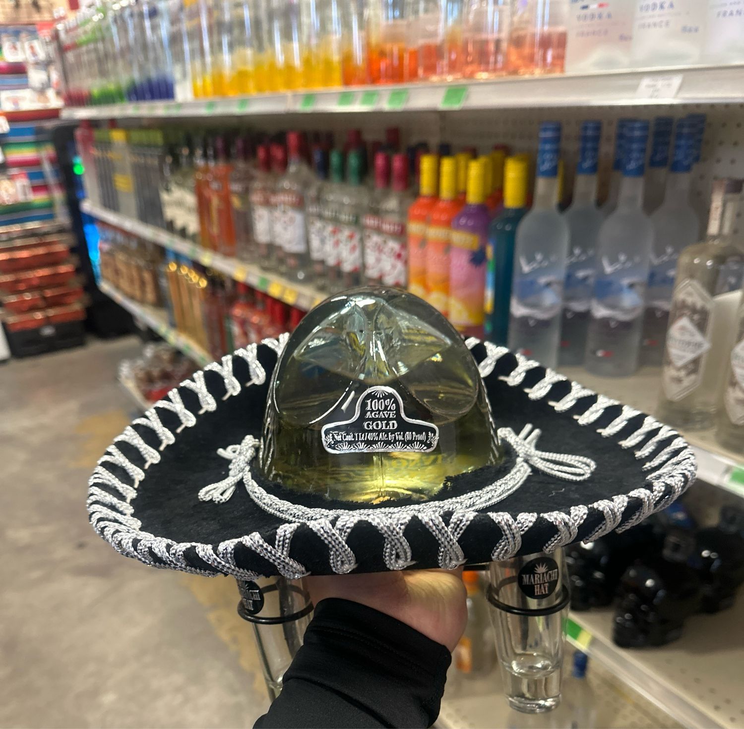 Mariachi Hat Tequila 1L ‘ black &amp; silver  
