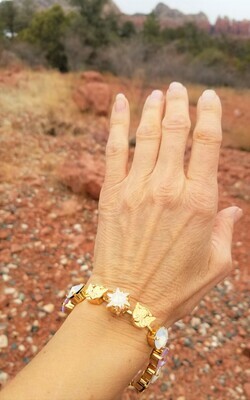 Stunning Gold Heavens Star 3 fold flame/Devic Crystal LOVE Bracelet/$244/$288 Angel Retreat Sale