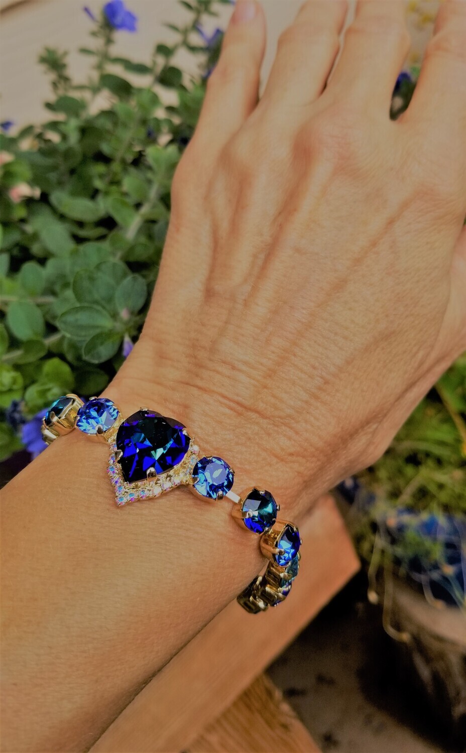 Stunning Rose Gold Gorgeous Heart of the Blue Ray/Devic Crystal LOVE Bracelet $188/$288 Retreat Sale