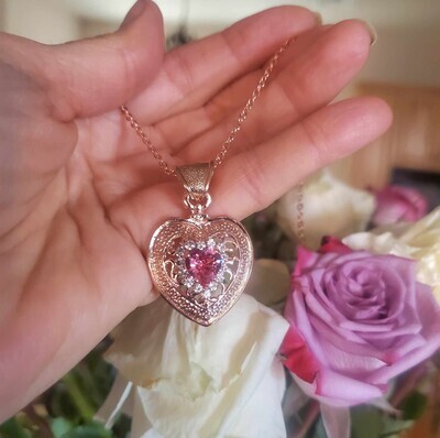 Beautiful Rose Heart Priestesses Heart Love Activator Pendant/Rose Sale 133.00/188.00