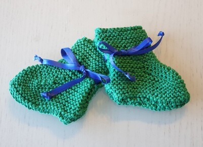 Baby Booties: Green with Blue Ribbon