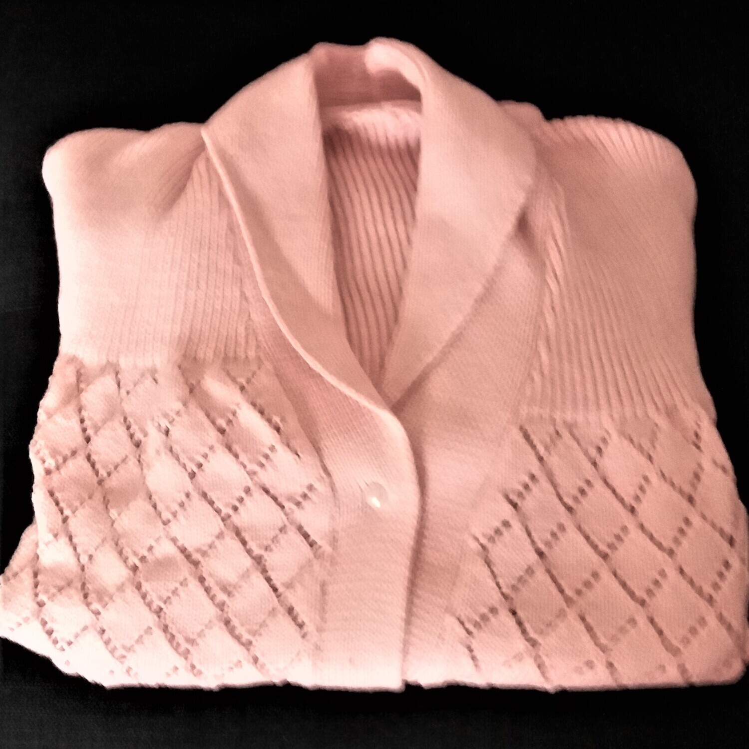 Bed jacket (liseuse) pink crochet