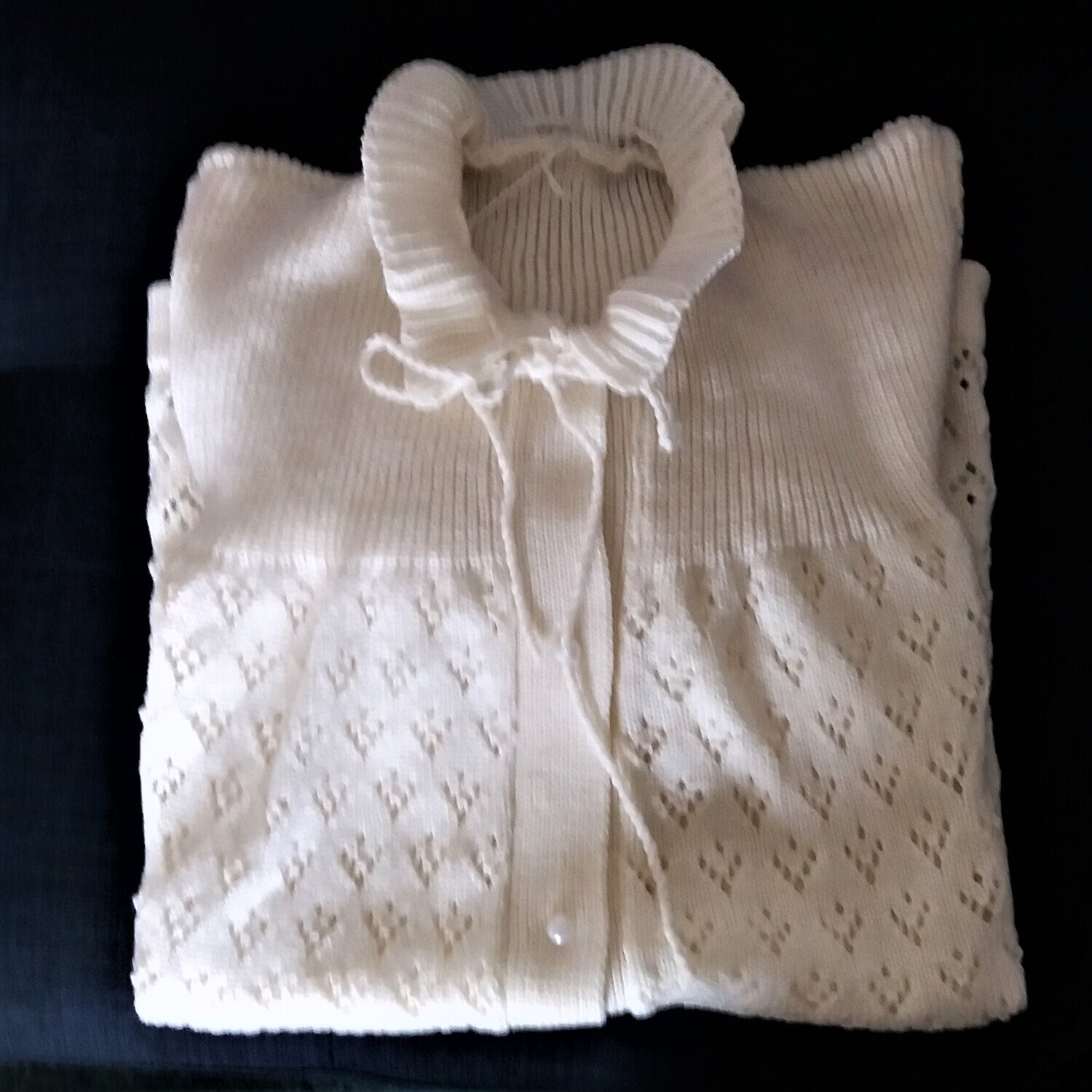 Bed jacket (liseuse) off white crochet