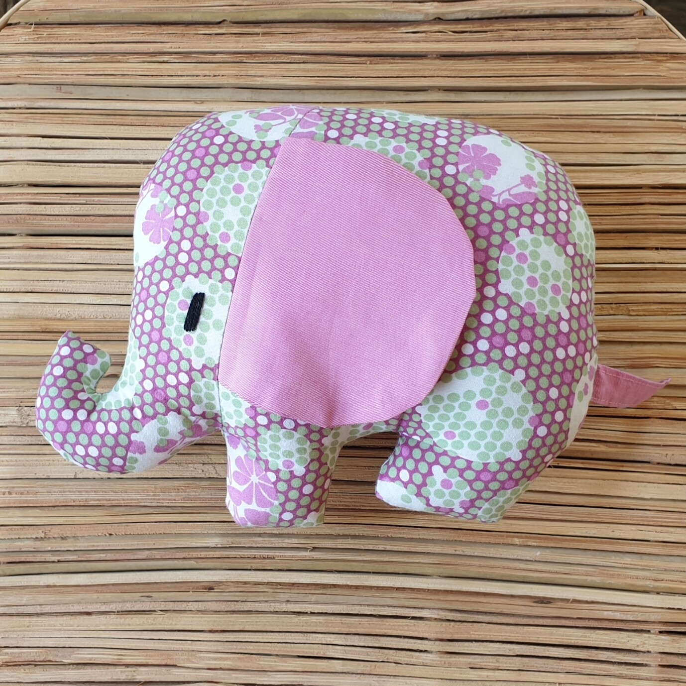 Mini Elephant (Pink x Green)