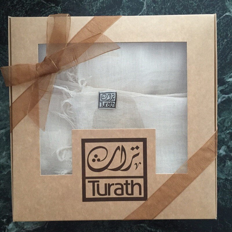 Turath square box with transparent window