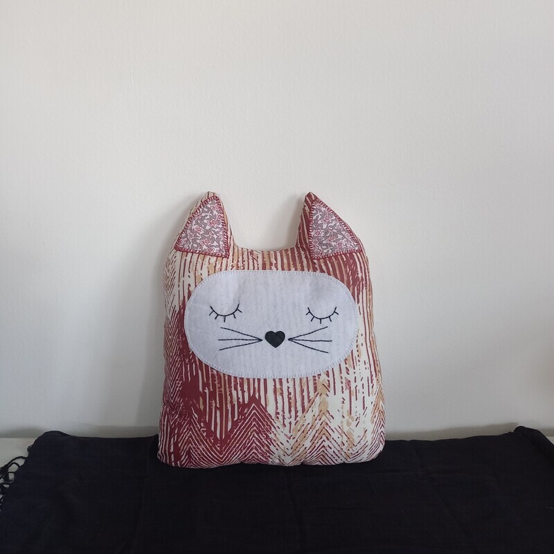 Cat Cushion Burgundy (Large)
