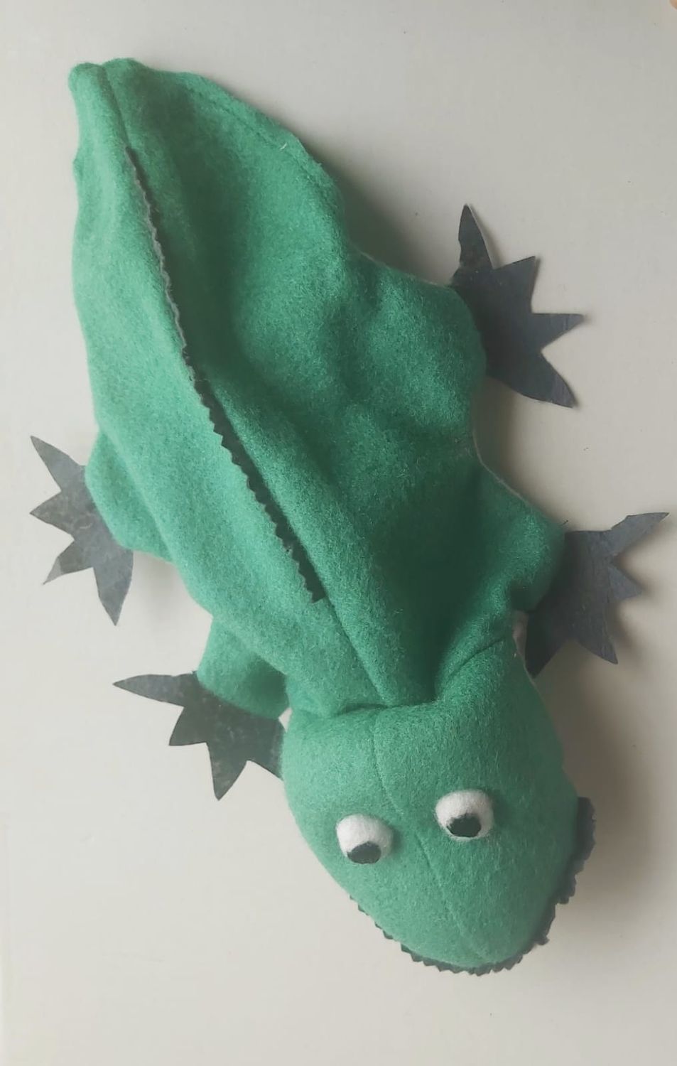 Hand puppet: Green crocodile