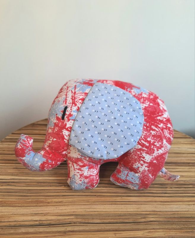Mini Elephant: Dark Pink with Light Blue Ears