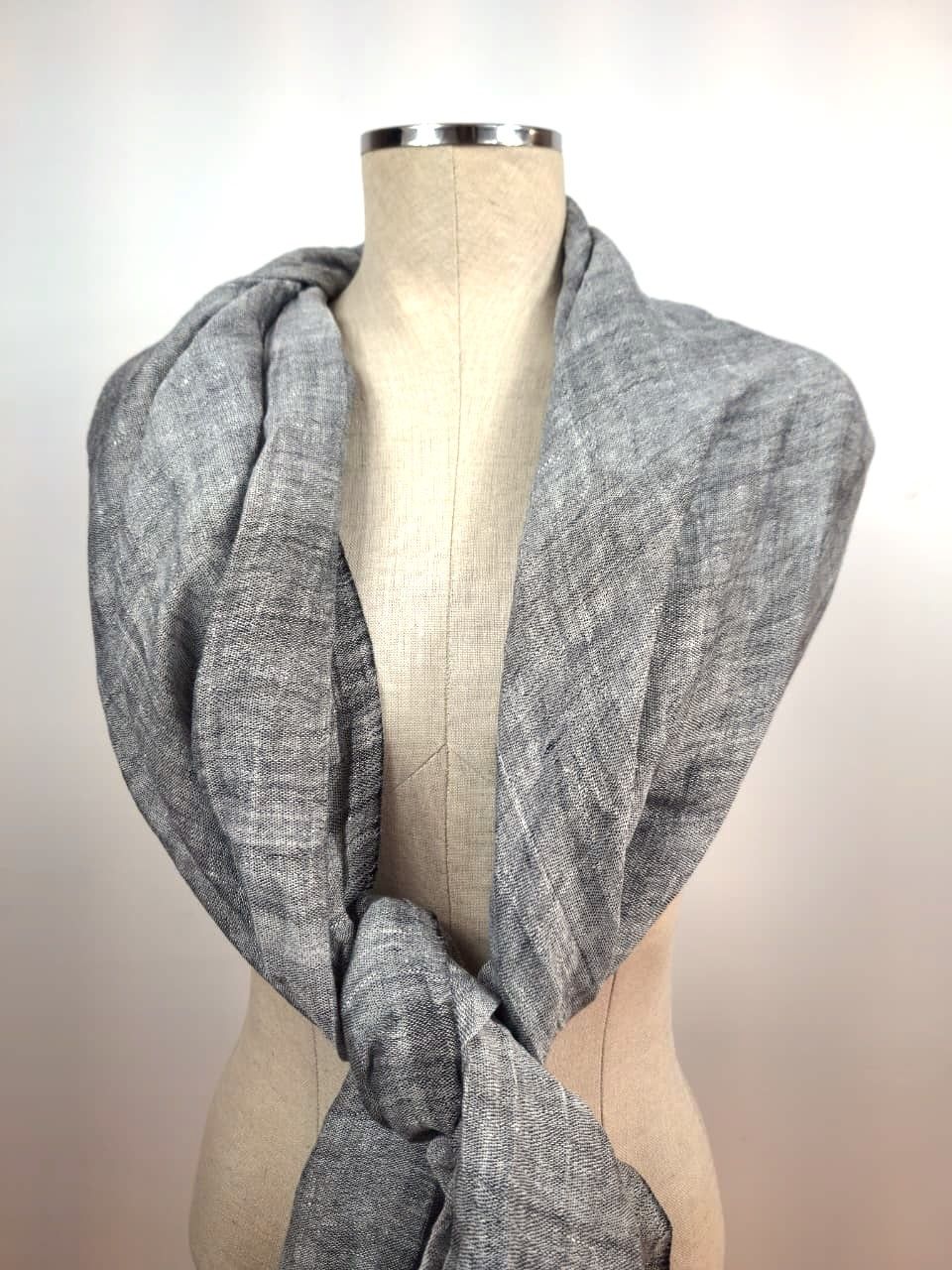 Linen Shawl: Light Grey