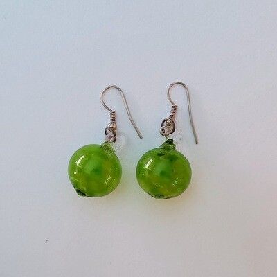 Glass Earrings Round 1cm: Green