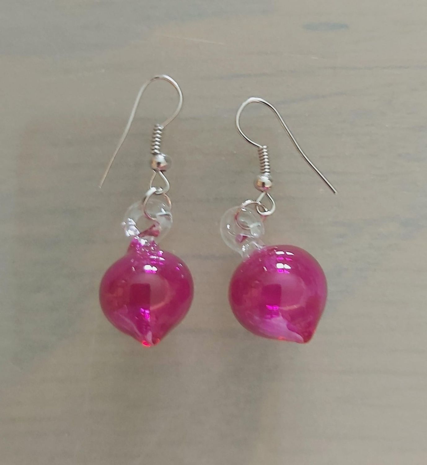 Glass Earrings Round 1cm: Fuchsia