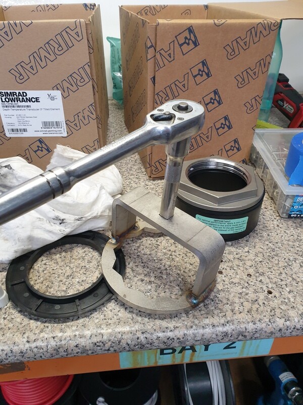 AIRMAR Transducer Socket