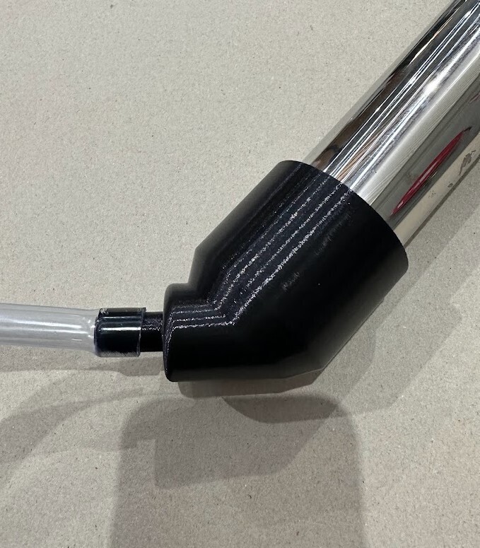 Rod holder drains
