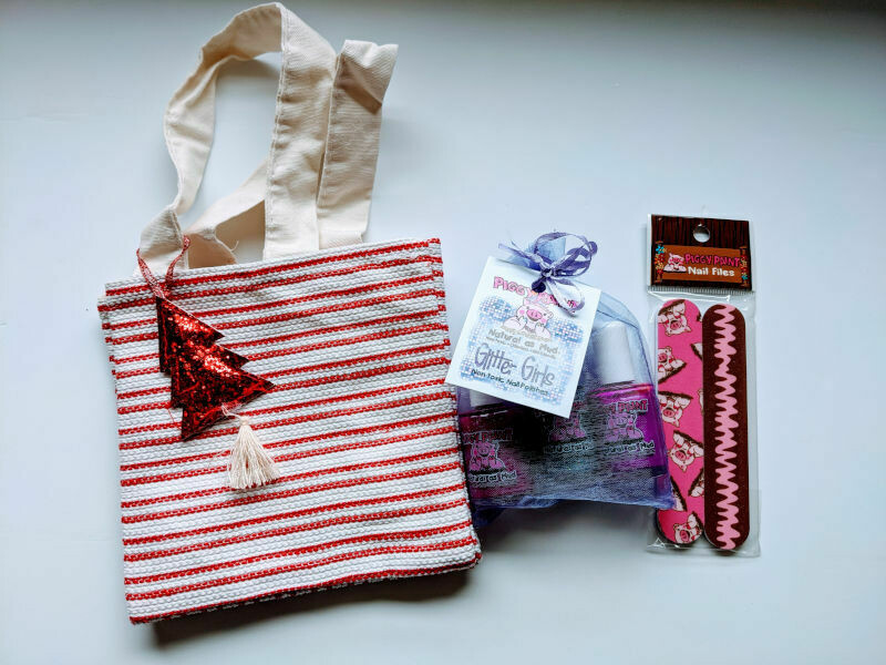 Christmas Red Gift Bag - Piggy Paint Christmas Red Gift Bag - Piggy Paint
