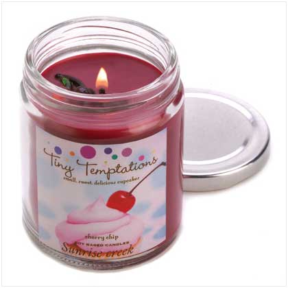 CHERRY CHIP SCENT CANDLE