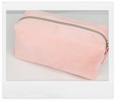 Velveteen "Viv" Bag
(Pink)