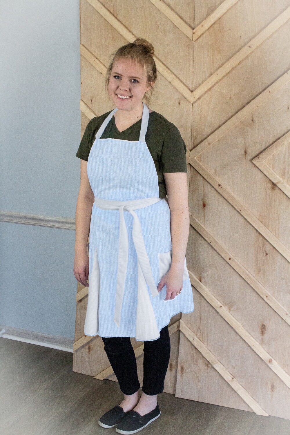 Apron with White Godets in Light Blue Seersucker