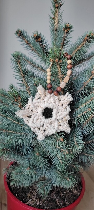 Macramé Ornament Star
