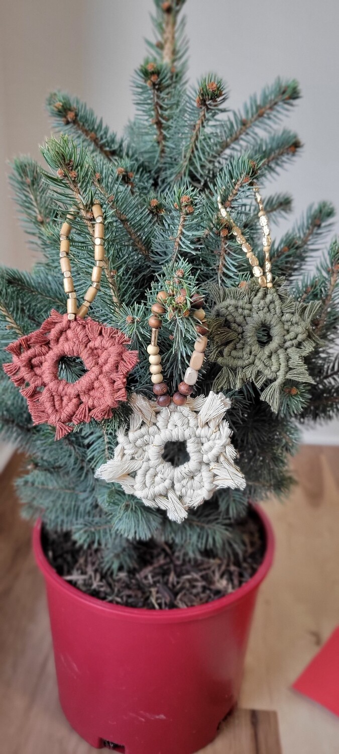 Macramé Ornament Star