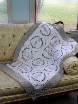 Quilted Blessings Blanket- wreath, Grey Backing