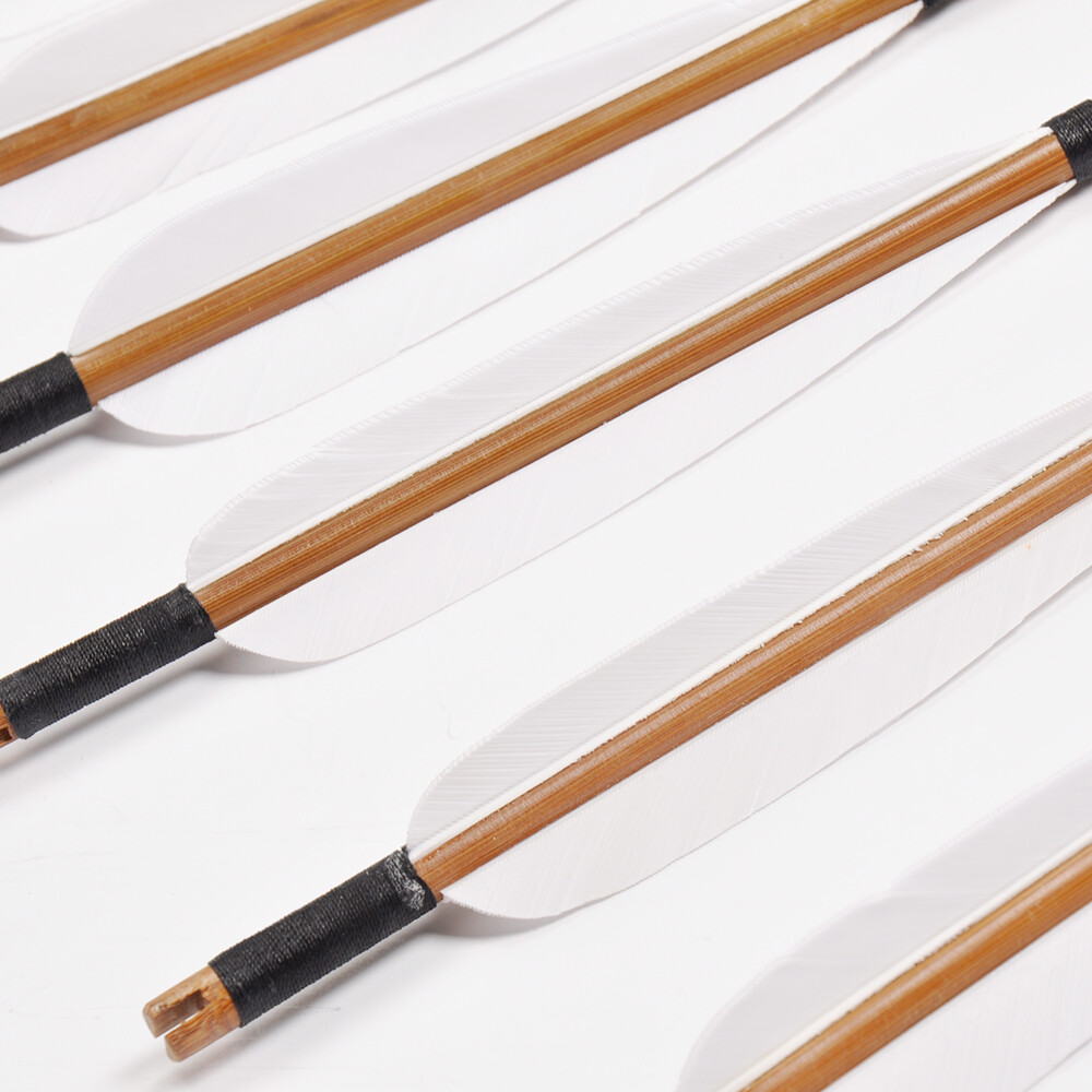 Бамбуковая стрела с натуральным оперением Тонкинский бамбук (белое оперение)