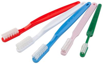 Tandborste Collis Curve Medium