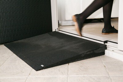 Tyrex Rubber Ramps - 10mm - 200mm x 900mm Tyrex Rubber Ramps - 10mm - 200mm x 900mm