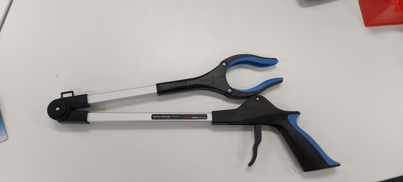 Premium Folding Reacher Grabber 32&quot;