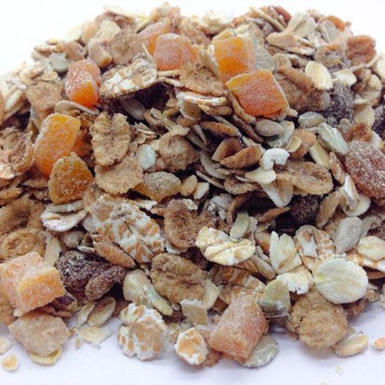 Crunchy Apricot Muesli